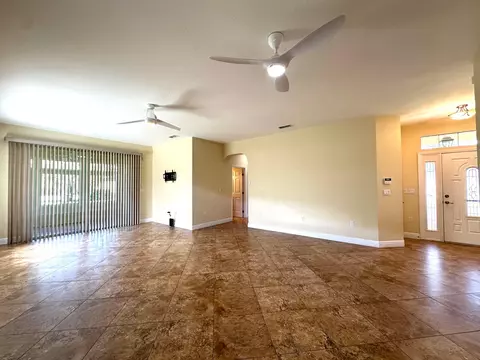 Living - 8394 SW 82nd Loop, Ocala, FL 34481 photo 2 of 8