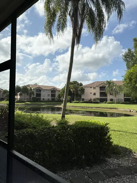 4101 Coral Tree Cir #117, Coconut Creek, FL 33073