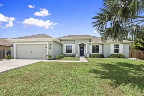 2141 SW Leafy Rd, Port Saint Lucie, FL 34953