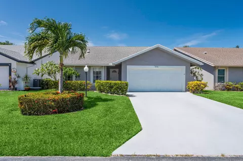 5256 Tiffany Anne Cir, West Palm Beach, FL 33417