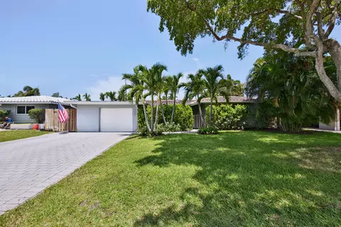 3652 NE 18th Ave, Oakland Park, FL 33334