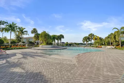 Exterior - 4147 Rosa Dr, Lighthouse Point, FL 33064 photo 9 of 11