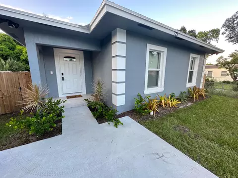 723 20th St, West Palm Beach, FL 33407