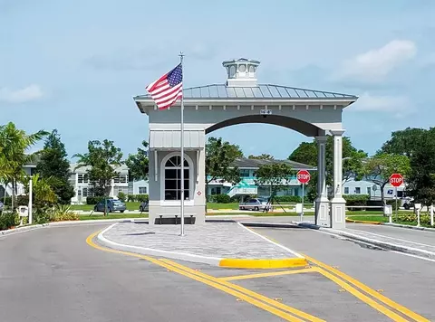 327 Richmond C #327, Deerfield Beach, FL 33442