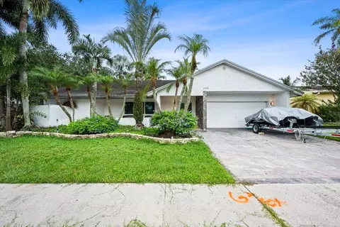 11650 NW 39th Pl, Sunrise, FL 33323