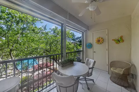 255 S Cypress Rd #342, Pompano Beach, FL 33060
