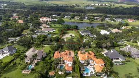 7807 Steeplechase Dr, Palm Beach Gardens, FL 33418