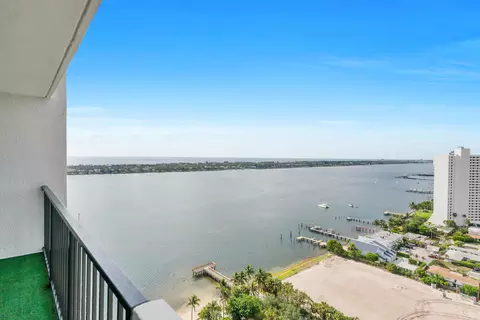 5600 N Flagler Dr #2504, West Palm Beach, FL 33407