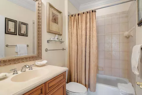 Bath - 15968 Double Eagle Trl, Delray Beach, FL 33446 photo 4 of 4