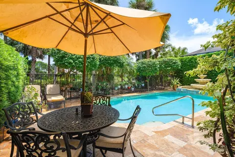 Exterior - 15968 Double Eagle Trl, Delray Beach, FL 33446 photo 7 of 9