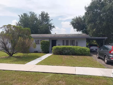 780 NW 179th St, Miami Gardens, FL 33169