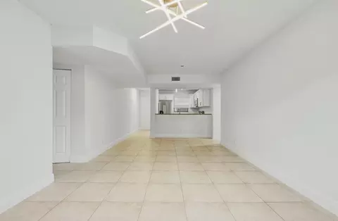 1581 Windorah Way #B, West Palm Beach, FL 33411