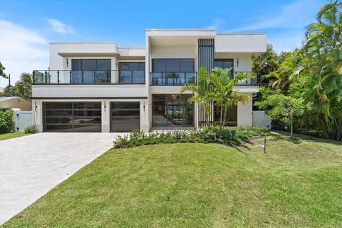 13 Eastview Ave, Delray Beach, FL 33483