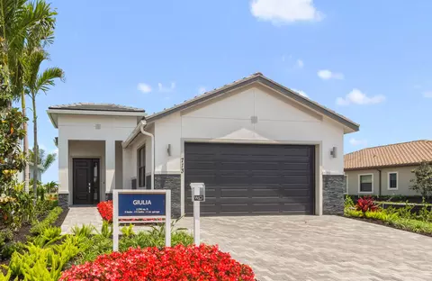 713 SE Fascino Cir, Port Saint Lucie, FL 34984