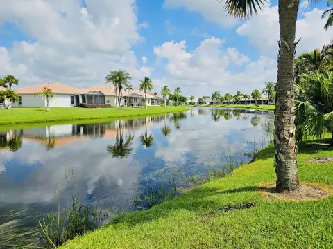 1023 NW Tuscany Dr, Port Saint Lucie, FL 34986