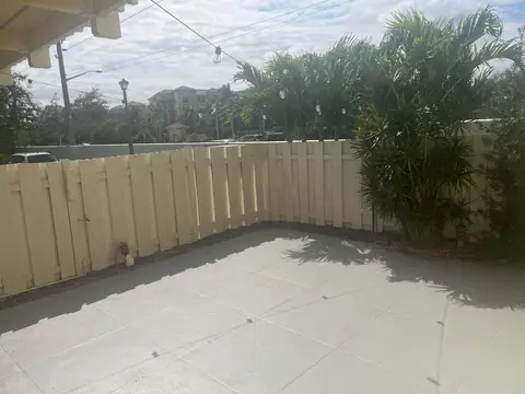 Exterior - 169 Seabreeze Cir, Jupiter, FL 33477 photo 5 of 5