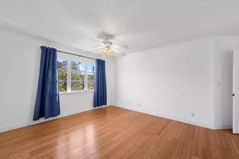 Bedroom - 169 Seabreeze Cir, Jupiter, FL 33477 photo 1 of 2