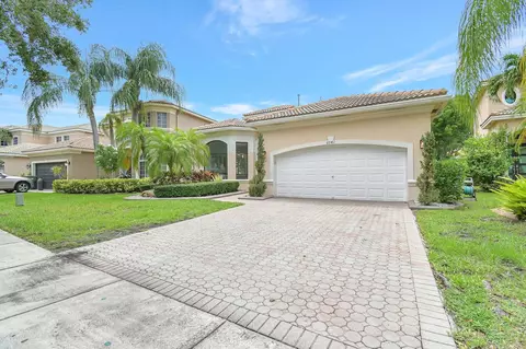 6041 SW 195th Ave, Fort Lauderdale, FL 33332