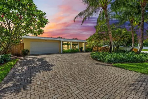 4410 NE 17th Ave, Oakland Park, FL 33334