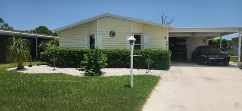 3625 Red Tailed Hawk Dr, Port Saint Lucie, FL 34952