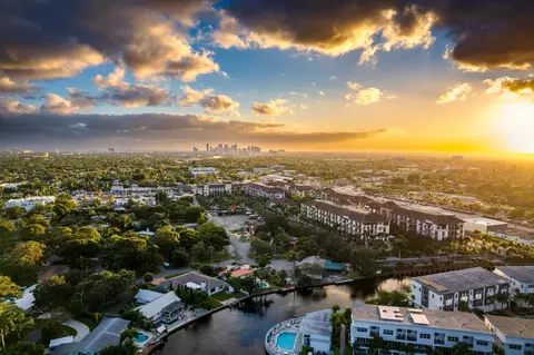 2757 NE 14th Ave, Wilton Manors, FL 33334