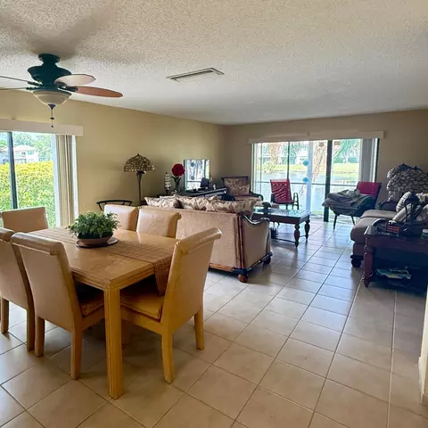 21338 Juego Cir #11G, Boca Raton, FL 33433