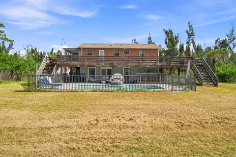 4157 Berkshire Rd, Saint James City, FL 33956
