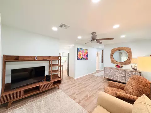 Living - 1728 SW 8th St, Okeechobee, FL 34974 photo 1 of 3