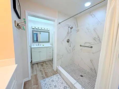 Bath - 1728 SW 8th St, Okeechobee, FL 34974 photo 1 of 4