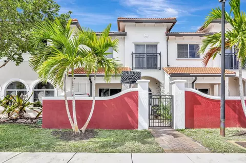 3513 NW 29th Ct, Lauderdale Lakes, FL 33311
