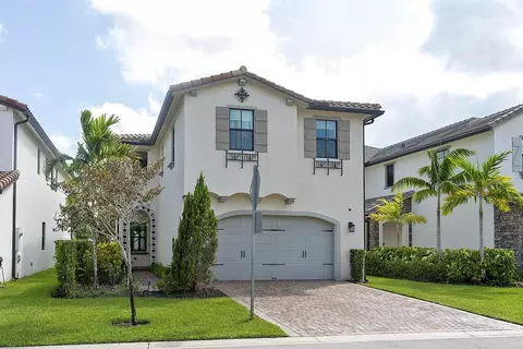 11824 SW 13th Ct, Pembroke Pines, FL 33025