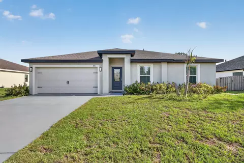 491 SW Dailey Ave, Port Saint Lucie, FL 34953