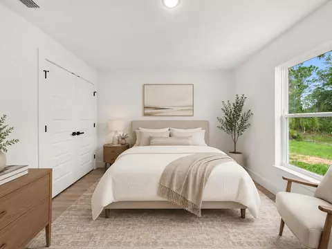 Bedroom - 5507 Sopera Dr, Sebring, FL 33872 photo 4 of 6