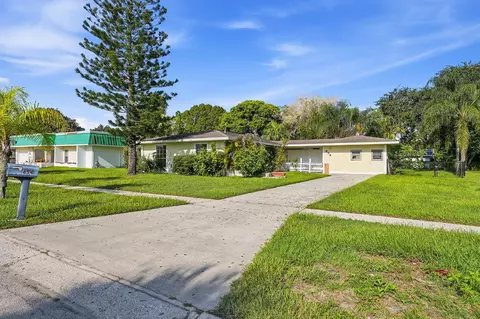 854 SE Tierra Ct, Port Saint Lucie, FL 34983