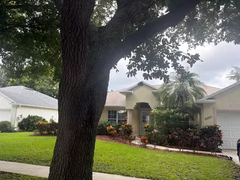 8295 Sandpine Cir, Port Saint Lucie, FL 34952