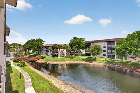 4975 E Sabal Palm Blvd #309, Tamarac, FL 33319