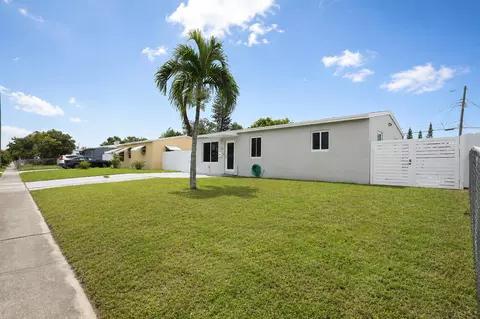 807 Handy Ave, West Palm Beach, FL 33401