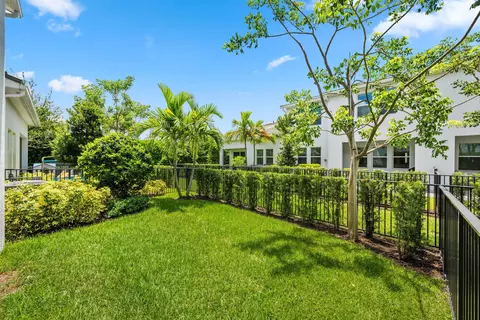 Exterior - 16412 Millenium Ct, The Acreage, FL 33470 photo 11 of 23