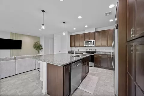 Kitchen - 16412 Millenium Ct, The Acreage, FL 33470 photo 4 of 6