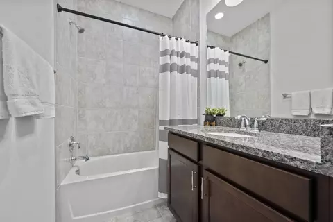 Bath - 16412 Millenium Ct, The Acreage, FL 33470 photo 3 of 4