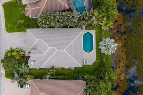 View/Area - 910 SW Lost River Shores Dr, Stuart, FL 34997 photo 3 of 9
