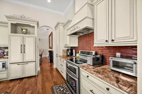 Kitchen - 910 SW Lost River Shores Dr, Stuart, FL 34997 photo 6 of 6