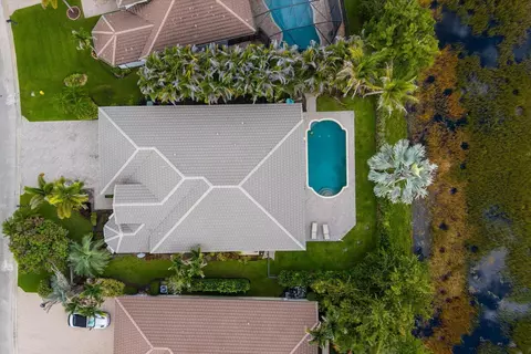 View/Area - 910 SW Lost River Shores Dr, Stuart, FL 34997 photo 3 of 9