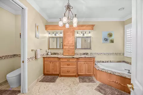 Bath - 910 SW Lost River Shores Dr, Stuart, FL 34997 photo 1 of 4