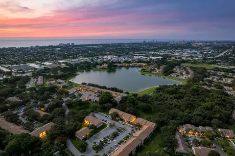 3300 Jaywood Ter #J116, Boca Raton, FL 33431