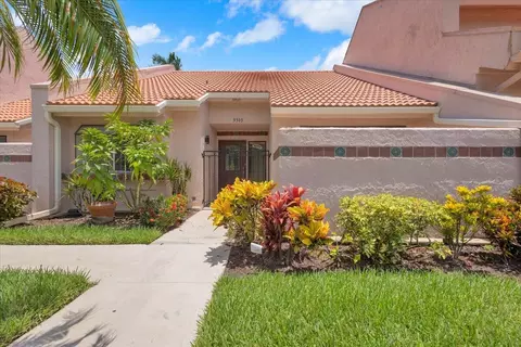 3303 SE Sandpiper Cir, Port Saint Lucie, FL 34952