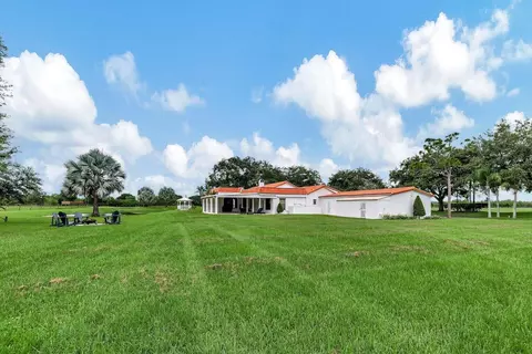 Exterior - 9999 NE 120th St, Okeechobee, FL 34972 photo 11 of 16