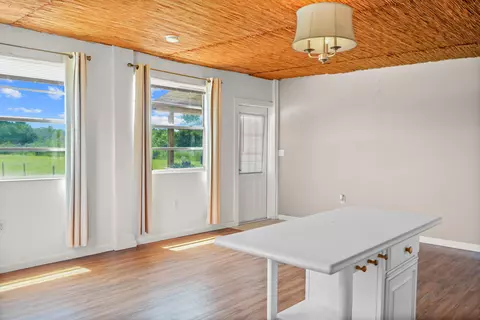 Living - 9999 NE 120th St, Okeechobee, FL 34972 photo 6 of 6