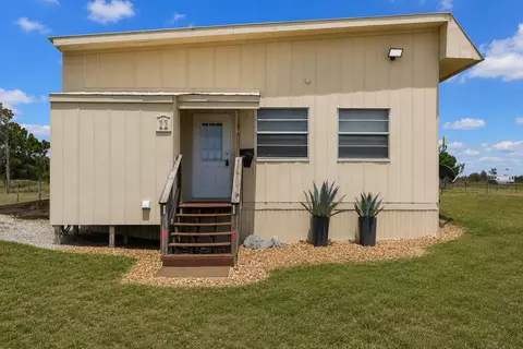 Exterior - 9999 NE 120th St, Okeechobee, FL 34972 photo 15 of 16