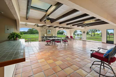 Exterior - 9999 NE 120th St, Okeechobee, FL 34972 photo 4 of 16